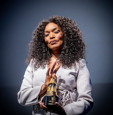 Angela Bassett