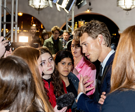 Austin Butler (ELVIS)