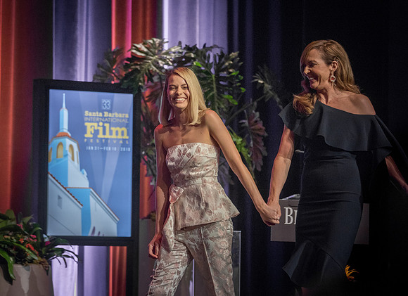 Margot Robbie and Allison Janney