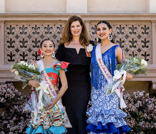 Eve Flores, Rhonda Henderson, and Norma Escárcega